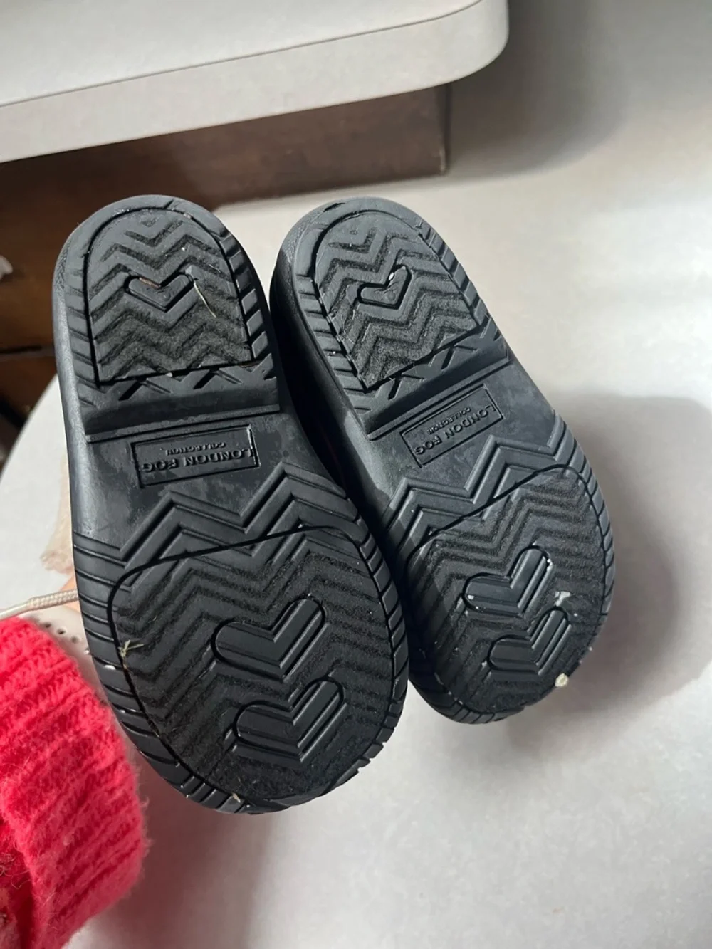 London Fog toddler snow boots size 8